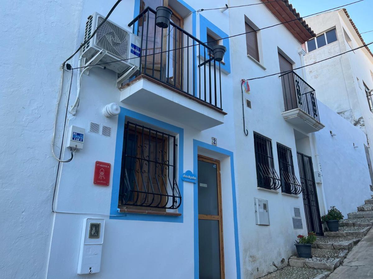 Apartamentos Casa Alize Алтеа Екстериор снимка